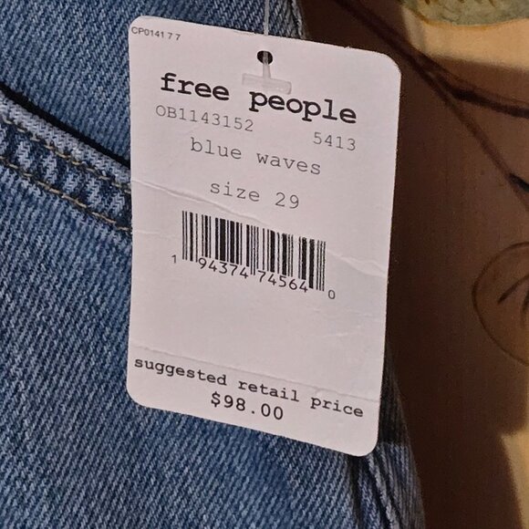 Free People We The Free Denim Skirt NWT - Picture 2 of 4